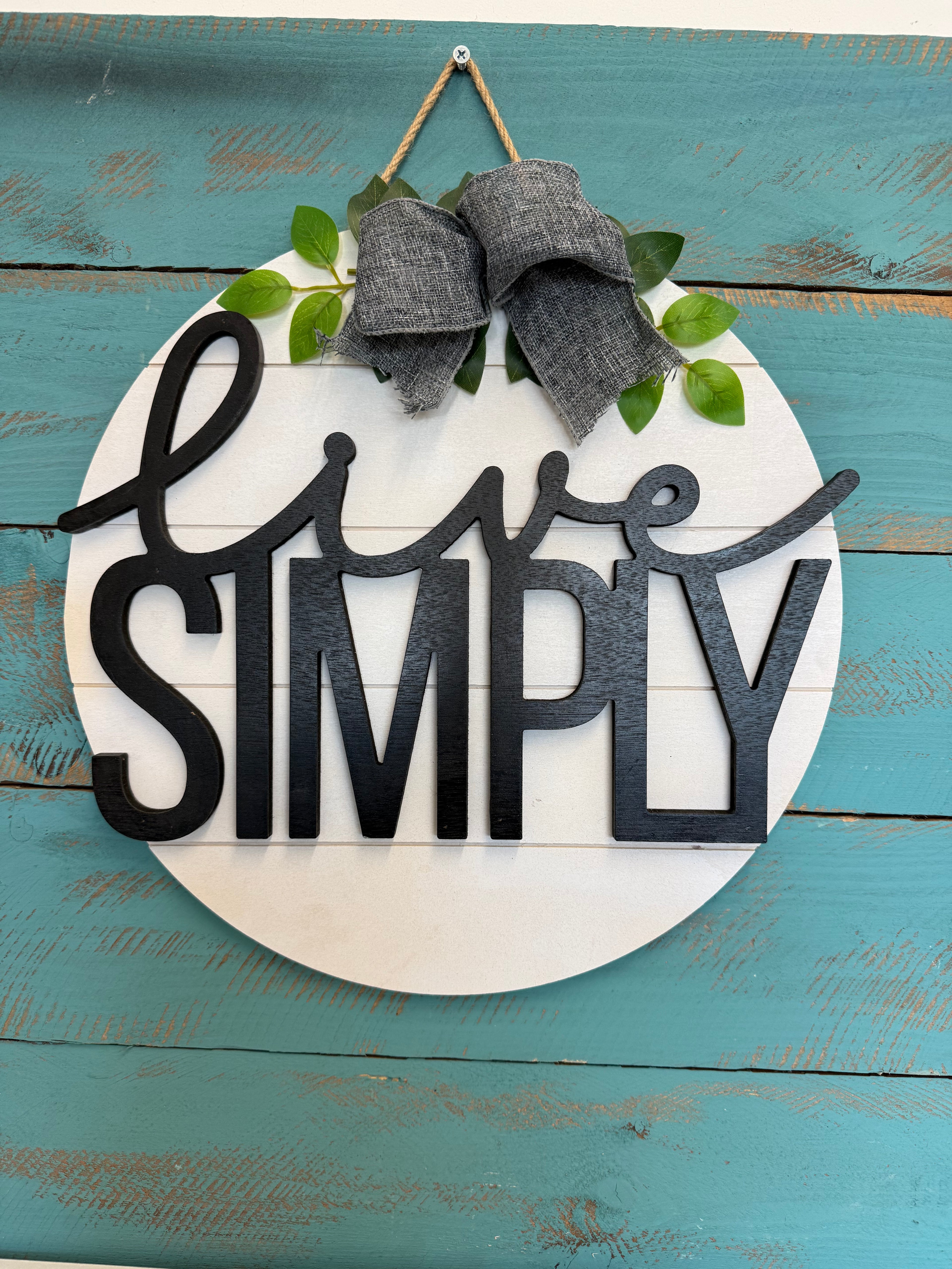 Live Simply Round